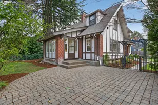 2311 NE Regents Dr, Portland, OR 97212 - Photo 44