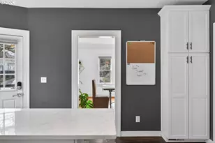 2311 NE Regents Dr, Portland, OR 97212 - Photo 26