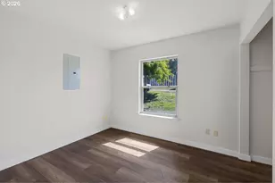 807 N 2nd St, Brookings, OR 97415 - Photo 18