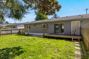 807 N 2nd St, Brookings, OR 97415 - Photo 22