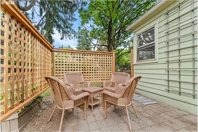 3541 NE 115th Ave, Portland, OR 97220 - Photo 4