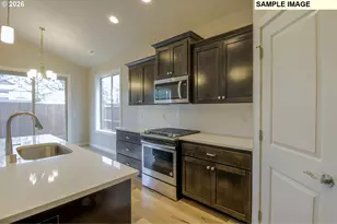 2210 E Dalmatian Dr, La Center, WA 98629 - Photo 16