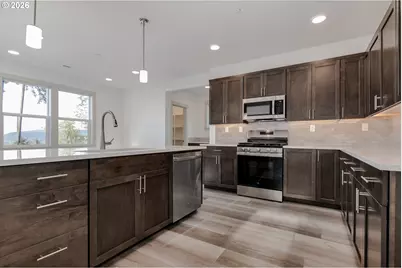 3714 Weldon Ln, Eugene, OR 97403 - Photo 10