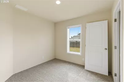 601 Helton St, Castle Rock, WA 98611 - Photo 32