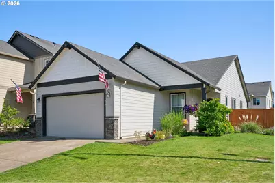 812 NE Trillium Dr, Estacada, OR 97023 - Photo 2