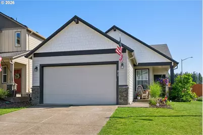 812 NE Trillium Dr, Estacada, OR 97023 - Photo 2