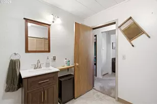 1109 Country Club Rd, Hood River, OR 97031 - Photo 20