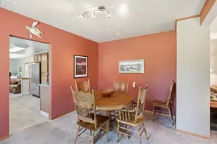 1109 Country Club Rd, Hood River, OR 97031 - Photo 10