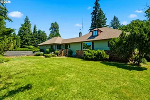 1109 Country Club Rd, Hood River, OR 97031 - Photo 1
