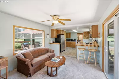 1109 Country Club Rd, Hood River, OR 97031 - Photo 18