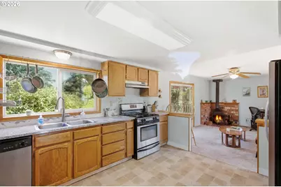1109 Country Club Rd, Hood River, OR 97031 - Photo 12