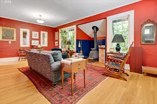 811 SW 58th Ave, Portland, OR 97221 - Photo 6