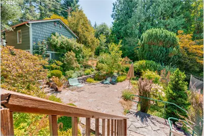 811 SW 58th Ave, Portland, OR 97221 - Photo 36