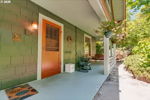 811 SW 58th Ave, Portland, OR 97221 - Photo 4