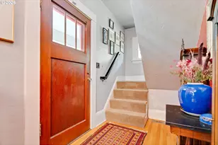 811 SW 58th Ave, Portland, OR 97221 - Photo 6