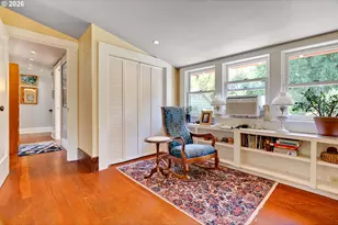 811 SW 58th Ave, Portland, OR 97221 - Photo 24