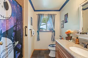 674 Youngs Ln, Roseburg, OR 97471 - Photo 28