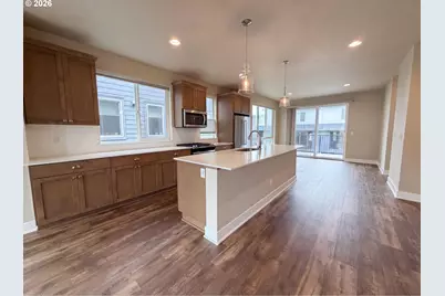 17302 SW Kite Ln, Beaverton, OR 97007 - Photo 2