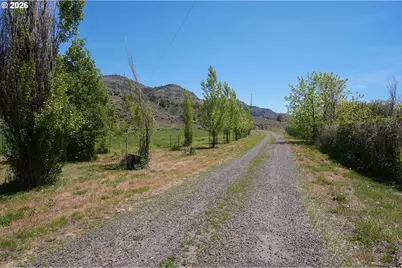 15682 Highway 395, Lakeview, OR 97630 - Photo 2