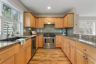 4520 Lower Dr, Lake Oswego, OR 97035 - Photo 14