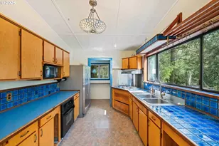 54378 Rosa Rd, Bandon, OR 97411 - Photo 10