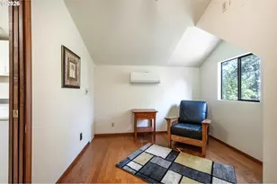 2867 Timberline Dr, Eugene, OR 97405 - Photo 36