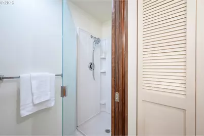 2867 Timberline Dr, Eugene, OR 97405 - Photo 28