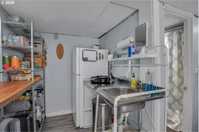 1633 N Jantzen Ave, Portland, OR 97217 - Photo 28