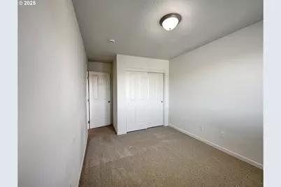 3133 SE Brookwood Ave, Hillsboro, OR 97123 - Photo 16