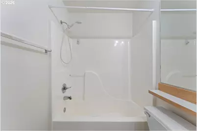 13700 SW Scholls Ferry Rd #103, Beaverton, OR 97007 - Photo 24