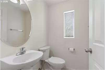 13700 SW Scholls Ferry Rd #103, Beaverton, OR 97007 - Photo 22