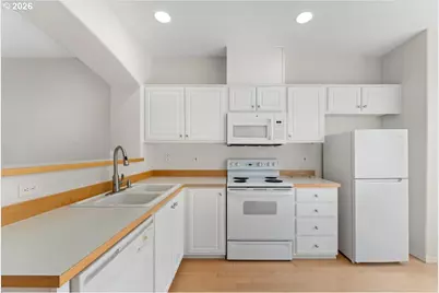 13700 SW Scholls Ferry Rd #103, Beaverton, OR 97007 - Photo 18