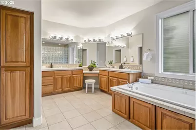 1627 NW 35th Cir, Camas, WA 98607 - Photo 20