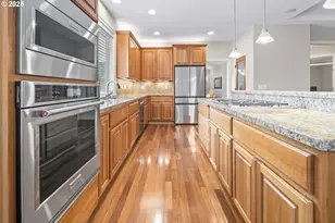 1627 NW 35th Cir, Camas, WA 98607 - Photo 6