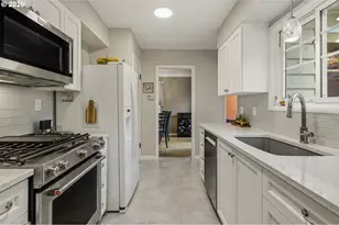 3629 SE Brooklyn St, Portland, OR 97202 - Photo 12