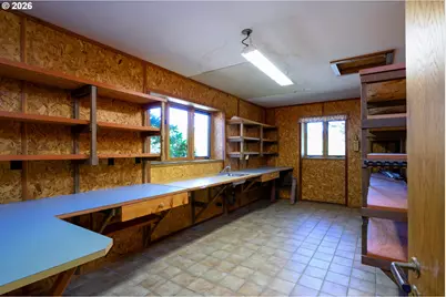1488 Red Hill Rd, Oakland, OR 97462 - Photo 32