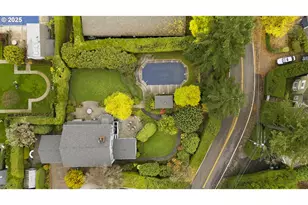 3484 SW Brentwood Dr, Portland, OR 97201 - Photo 42