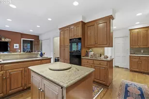 3484 SW Brentwood Dr, Portland, OR 97201 - Photo 20