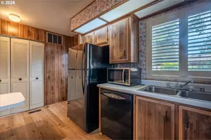 505 Shorepines Pl, Coos Bay, OR 97420 - Photo 18
