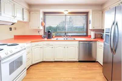 31514 Berlin Rd, Lebanon, OR 97355 - Photo 16