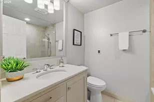 13090 Princeton Ct, Lake Oswego, OR 97035 - Photo 12