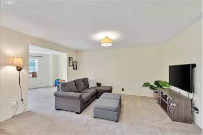 1041 Cannon Dr, Hood River, OR 97031 - Photo 12