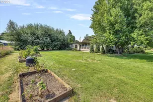 1041 Cannon Dr, Hood River, OR 97031 - Photo 36