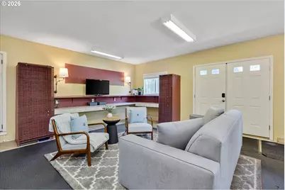 1041 Cannon Dr, Hood River, OR 97031 - Photo 26