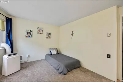 1041 Cannon Dr, Hood River, OR 97031 - Photo 24