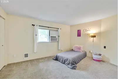 1041 Cannon Dr, Hood River, OR 97031 - Photo 20