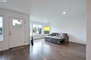 2213 10th St, Tillamook, OR 97141 - Photo 6