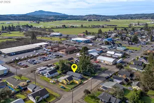 2213 10th St, Tillamook, OR 97141 - Photo 24