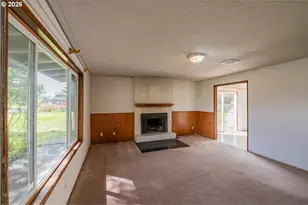 341 NE Cambridge Cir, Corvallis, OR 97330 - Photo 4