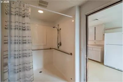 341 NE Cambridge Cir, Corvallis, OR 97330 - Photo 16